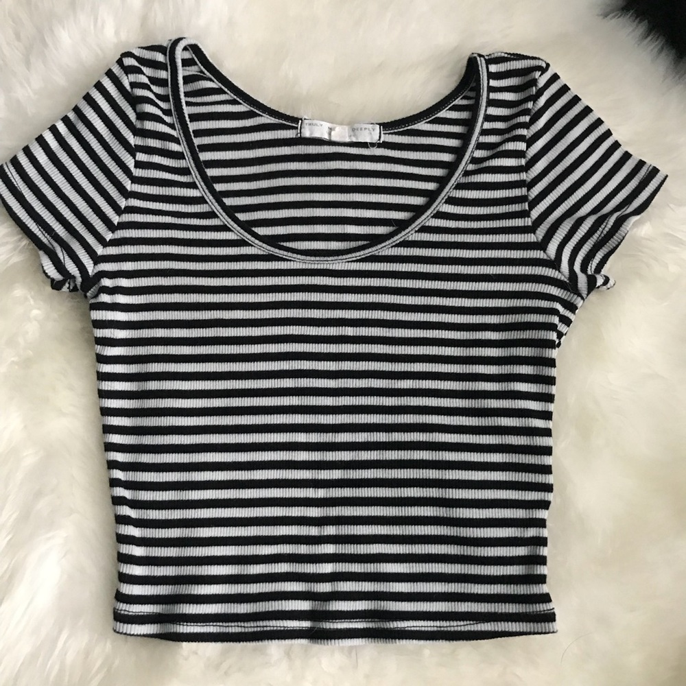 Truly madly deeply ribbed stripe crop top small